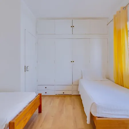 Al Apartment Quarteira Exterior photo